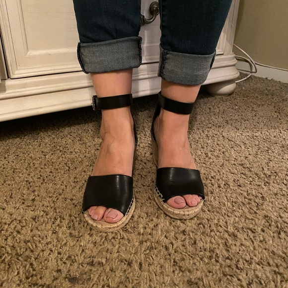 Vince Camuto Espadrille Wedges - Picture 6 of 6